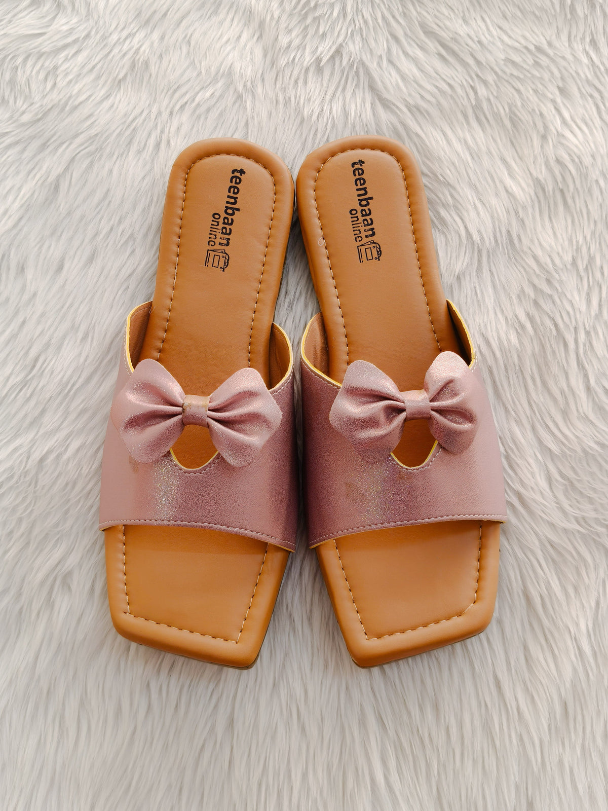 Luxe Glow Flip-Flop