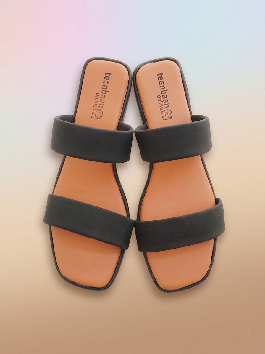 Dual strap flip flop